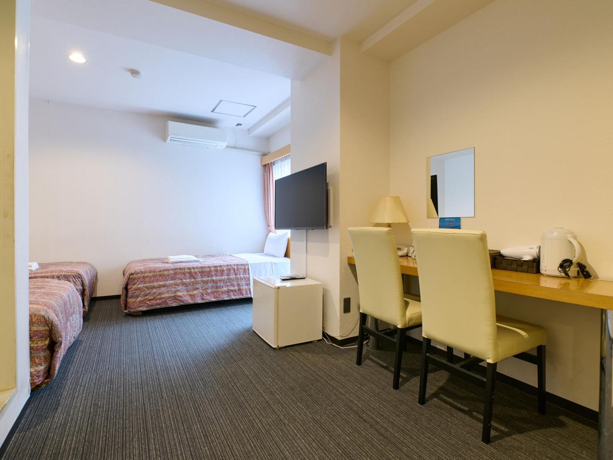 Tetora Ikebukuro Hotel 2*